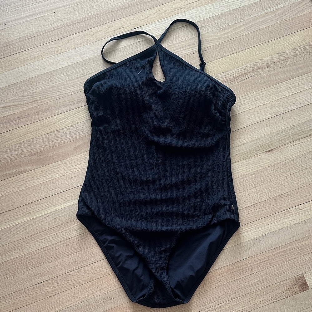 BNWT - La Vie en Rose - Black One-Piece Swimsuit with Keyhole Detail - Large